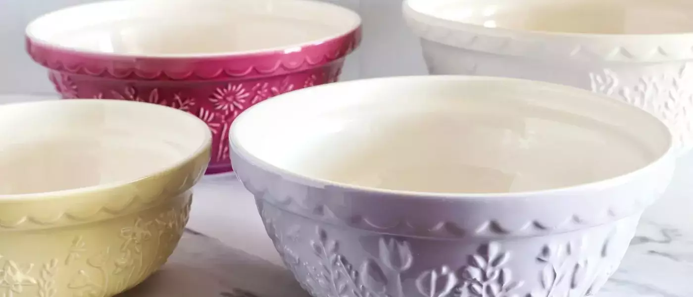 Mason Cash "In the Meadow" Mixing Bowl Set: A Baker's Dream Gift