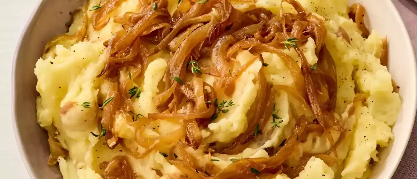 Festive Flavors: 14 Holiday Recipes to Delight Every Guest