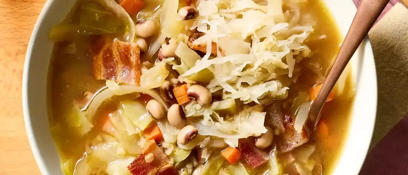 Hearty Ukrainian Cabbage Soup: A Family Tradition Reimagined