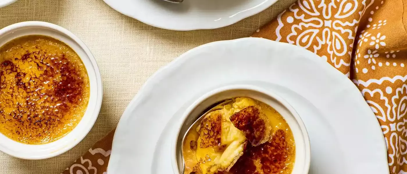 Velvety Pumpkin Crème Brûlée: A Simplified Holiday Dessert
