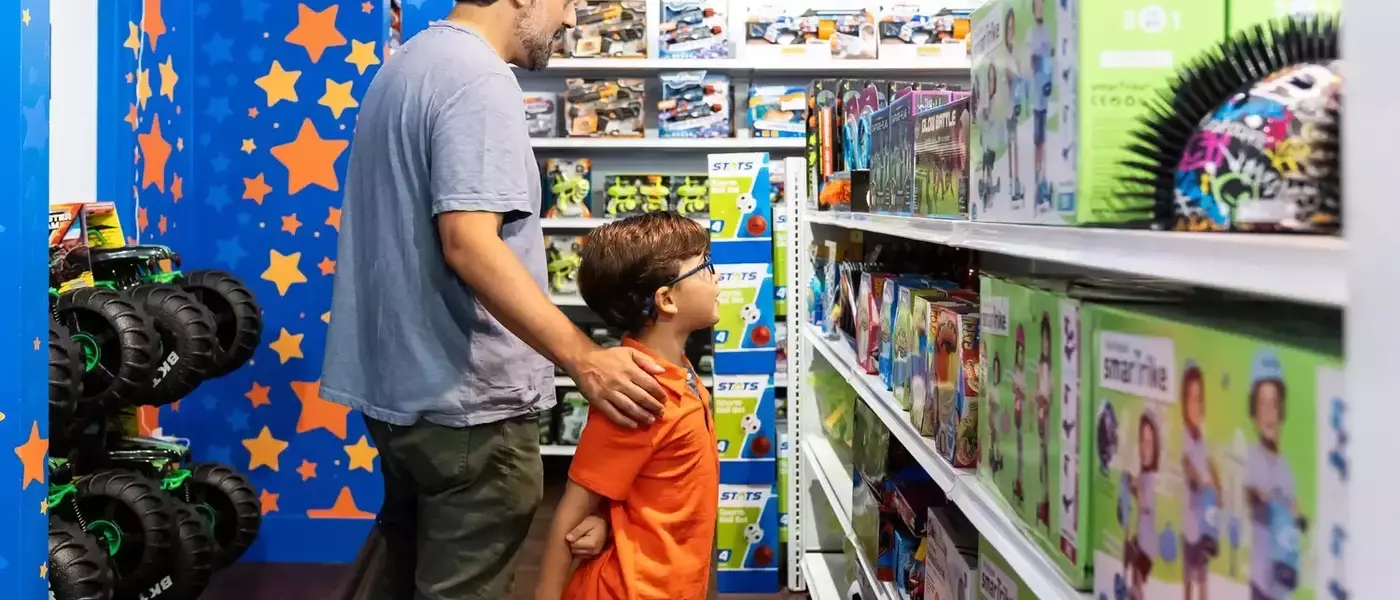 Toys 'R' Us Reimagines Holiday Shopping with New Store Openings