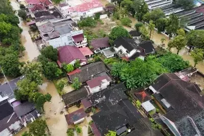 Devastating Floods and Landslides Claim Over 160 Lives in Sumatra, Indonesia