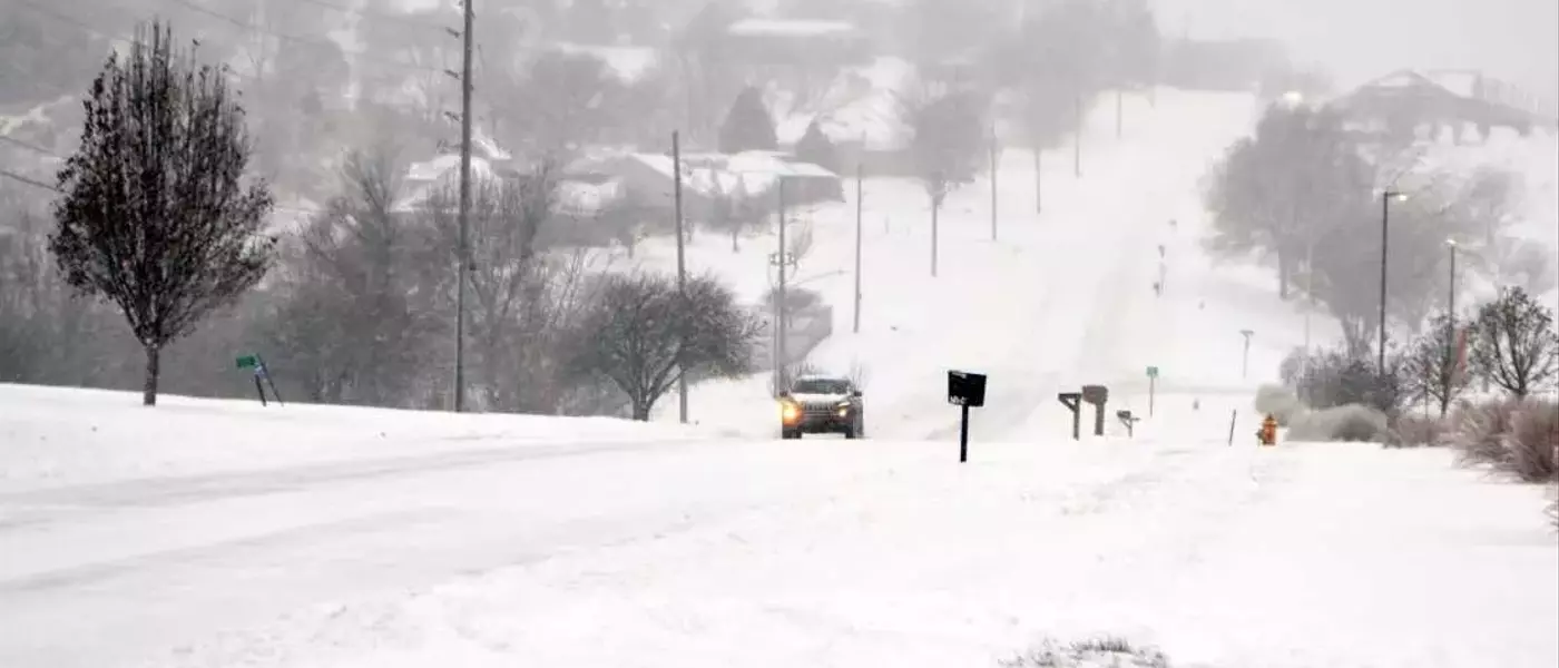 Winter Storm Snarls Post-Thanksgiving Travel Across US
