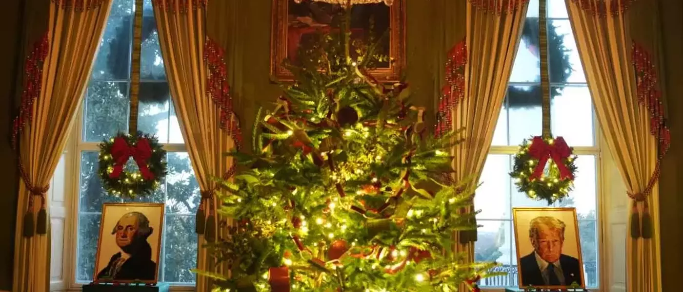 White House Holiday Tours Resume Amidst East Wing Changes