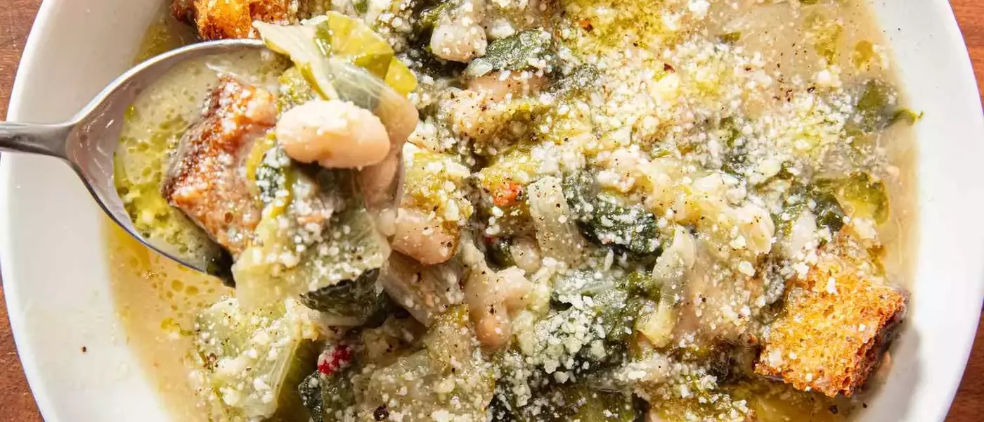 Warm Winter Comfort: Essential Soups & Stews