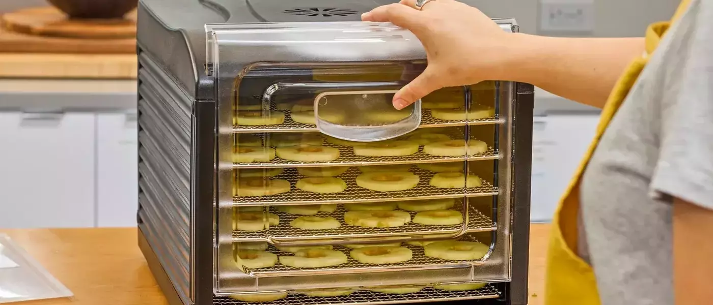 The Ultimate Guide to Food Dehydrators