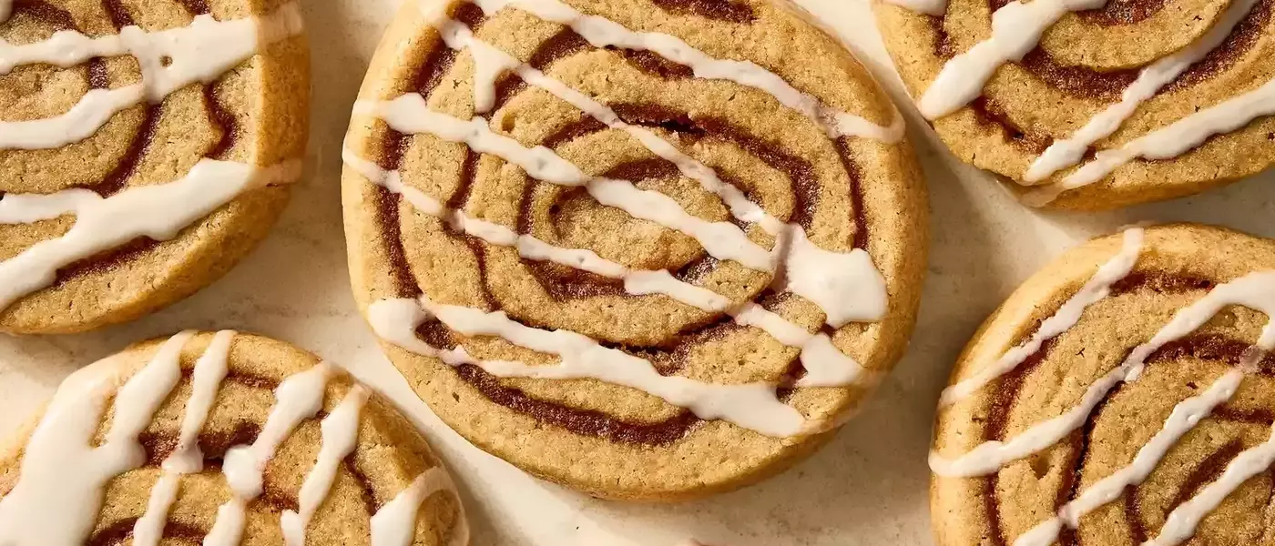 Delectable Cinnamon Roll Cookies: A Fusion of Flavors