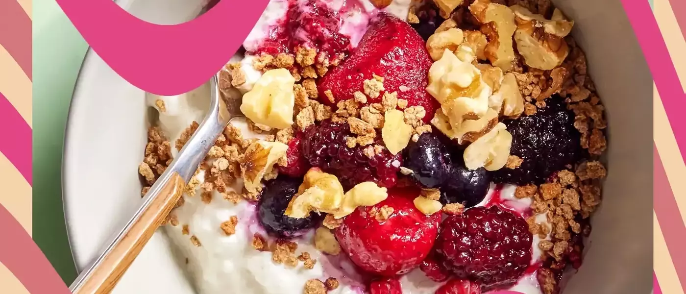 Dietitians Recommend High-Protein Berry Bowl for Enhanced Sleep