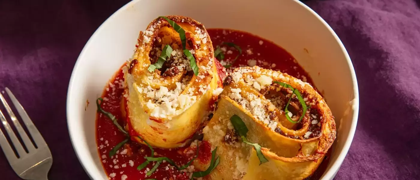 Bolognese Lasagna Rosettes: A Culinary Delight