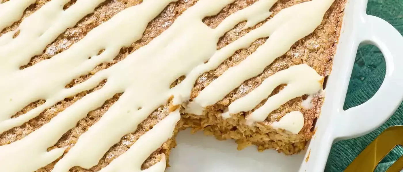 Gingerbread Baked Oats: A Cozy and Nourishing Breakfast Treat