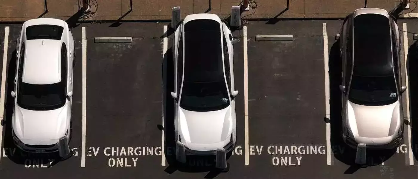 Turbulent Journey for Electric Vehicles in 2025: Challenges and Unexpected Resilience