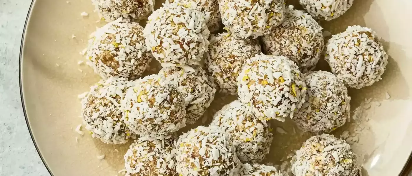 Zesty Lemon Energy Bites: A Wholesome & Sugar-Free Snack
