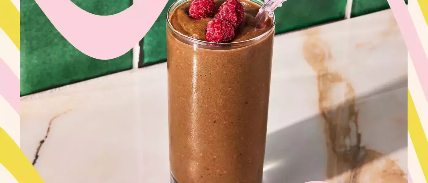 Debunking Fruit Misconceptions: Essential Fruits for Nutritious Smoothies