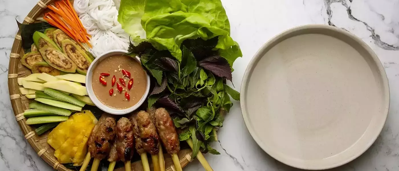 Exploring the Art of Vietnamese Rice Paper Rolls