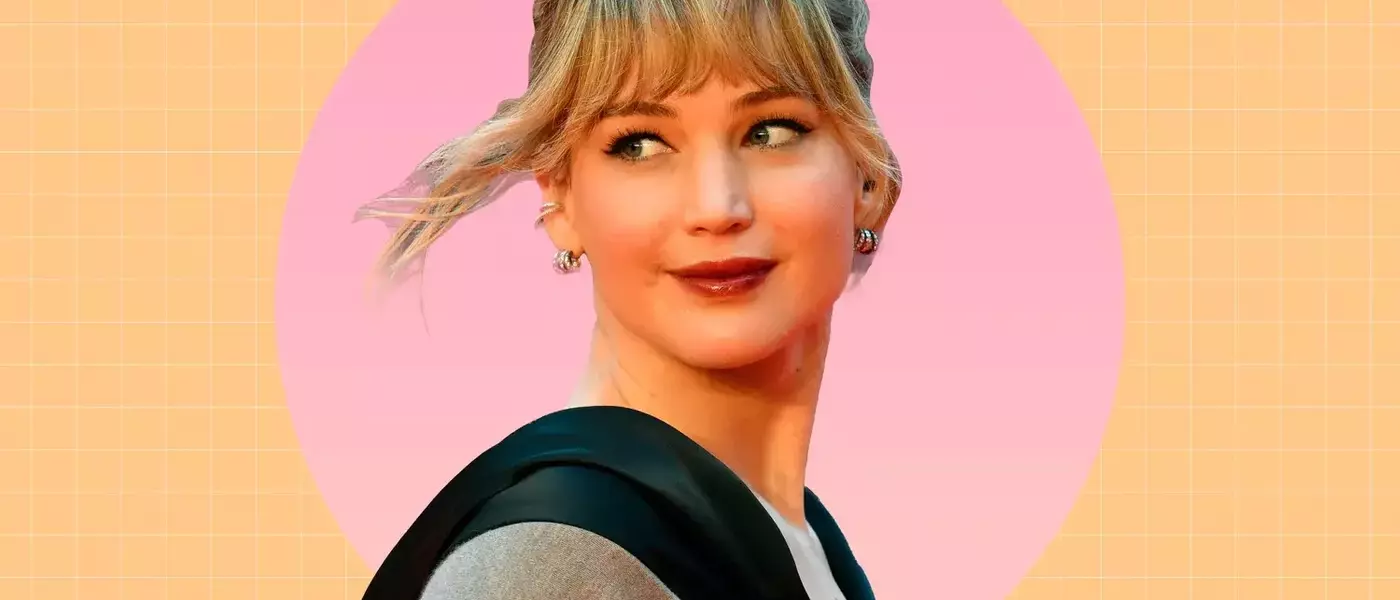 Jennifer Lawrence's Airport Snack Indulgence: Doritos and Dietitian Insights
