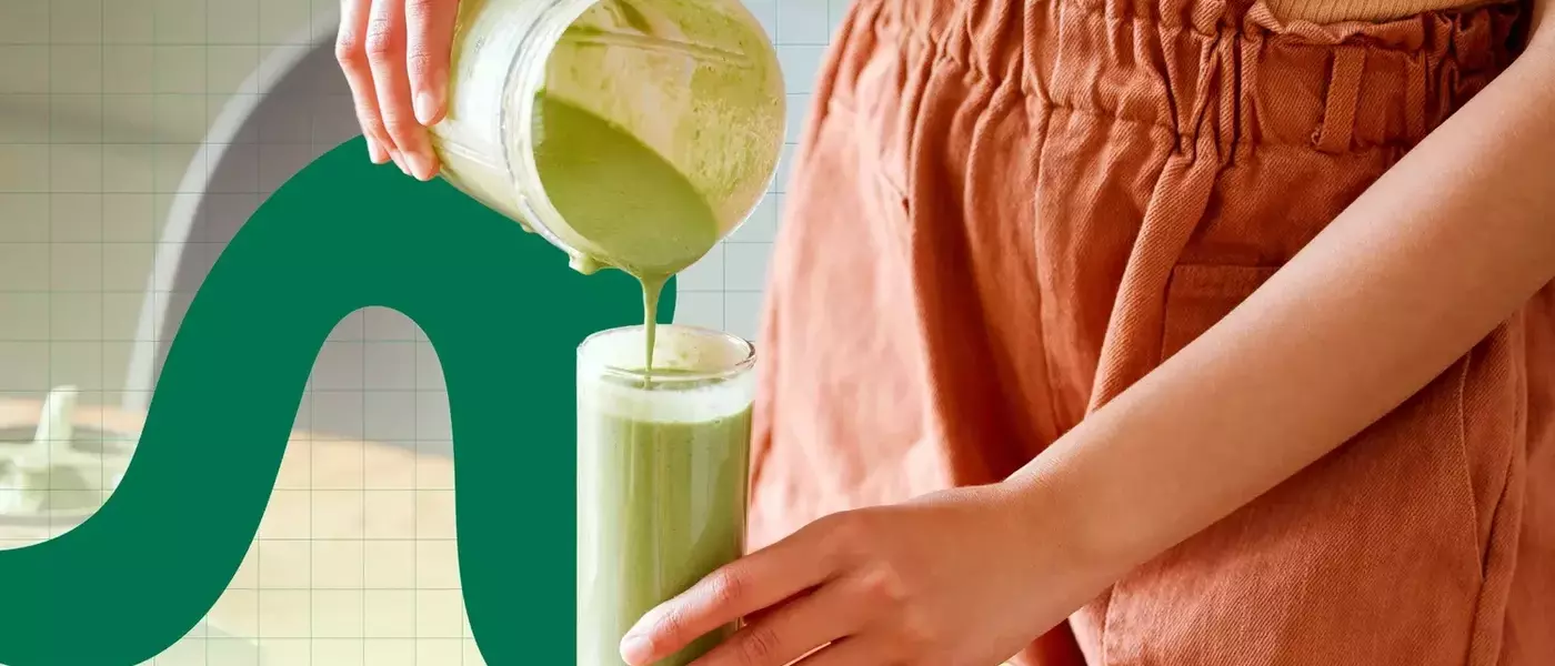 The Anti-Inflammatory High-Protein Breakfast Smoothie I Can't Stop Making