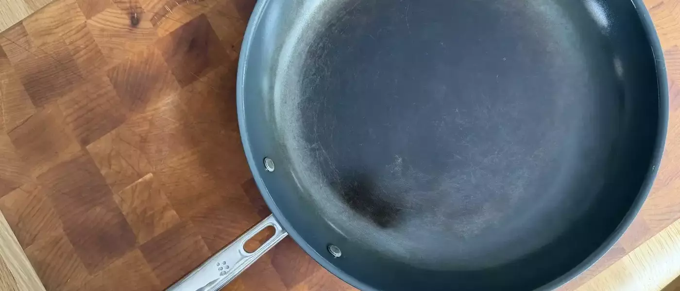 Misen Carbon Nonstick Pan: A Comprehensive Review