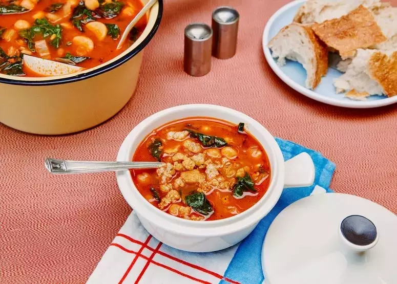 Culinary Creations: A Collection of Editors' Favorite Recipes