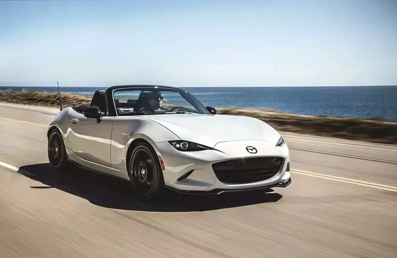 The Enduring Appeal of Manual Transmissions in Performance Cars
