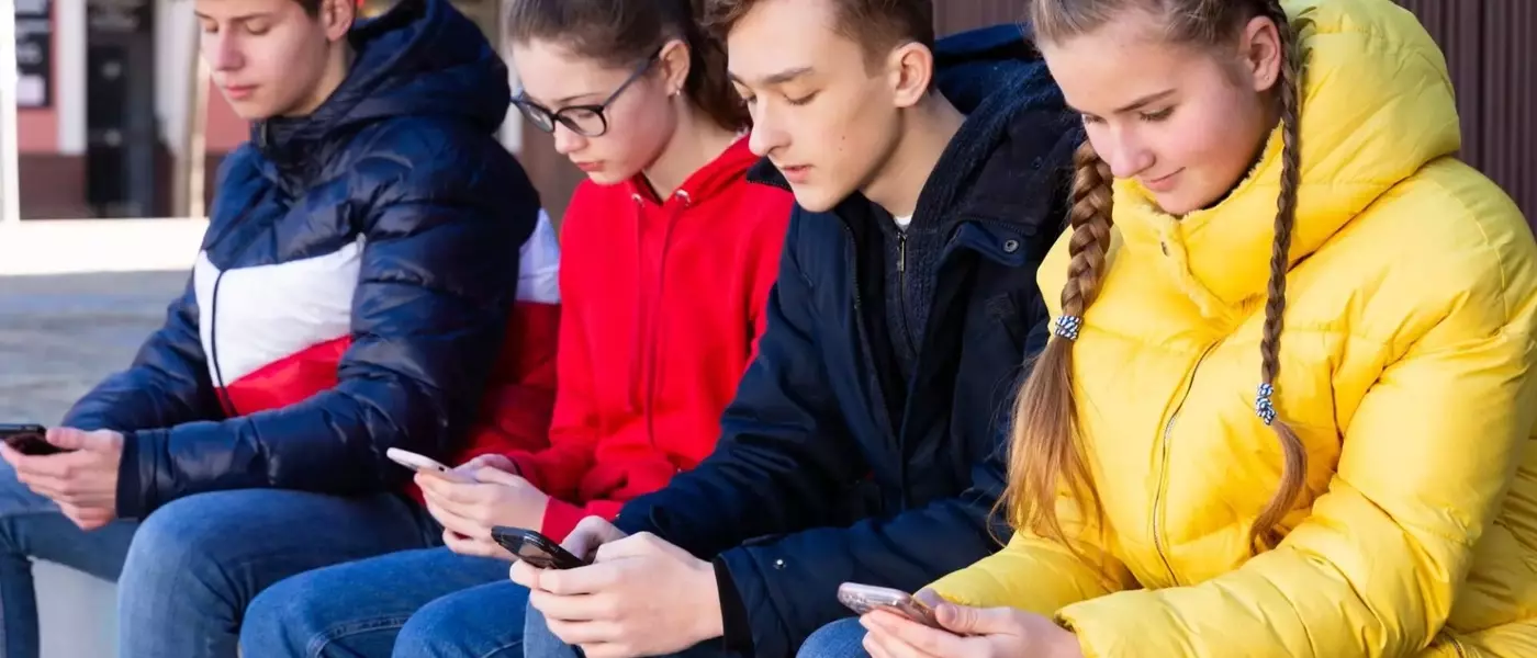 Why the Bark Phone Starter Plan Is an Excellent First Phone for Kids