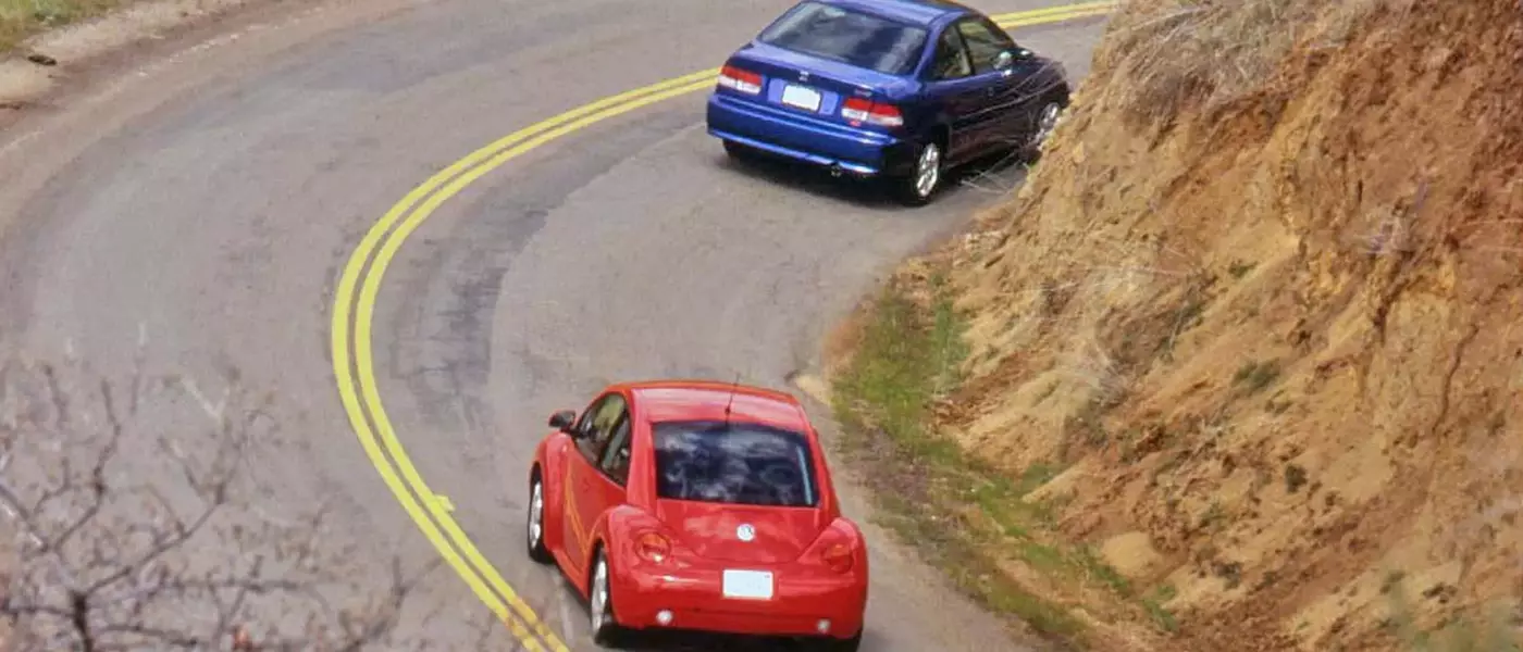 A Look Back: 1999 Honda Civic Si vs. Volkswagen Beetle Turbo