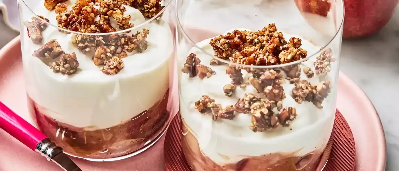 Nourishing Pear and Yogurt Parfait: A Delightful Start to Your Day