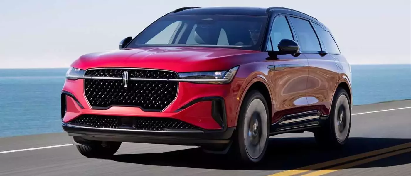 Lincoln's Potential Bronco-Based Off-Roader Explored
