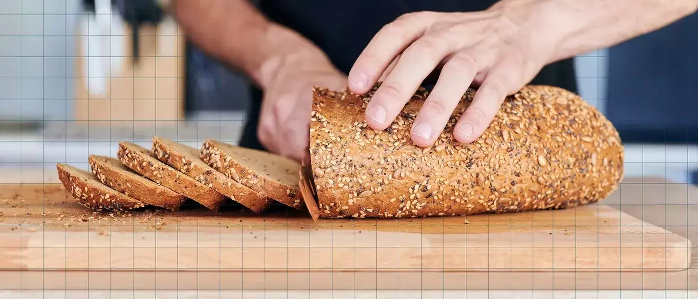 The Ultimate Guide to Selecting Healthy Bread: Expert Tips from Dietitians