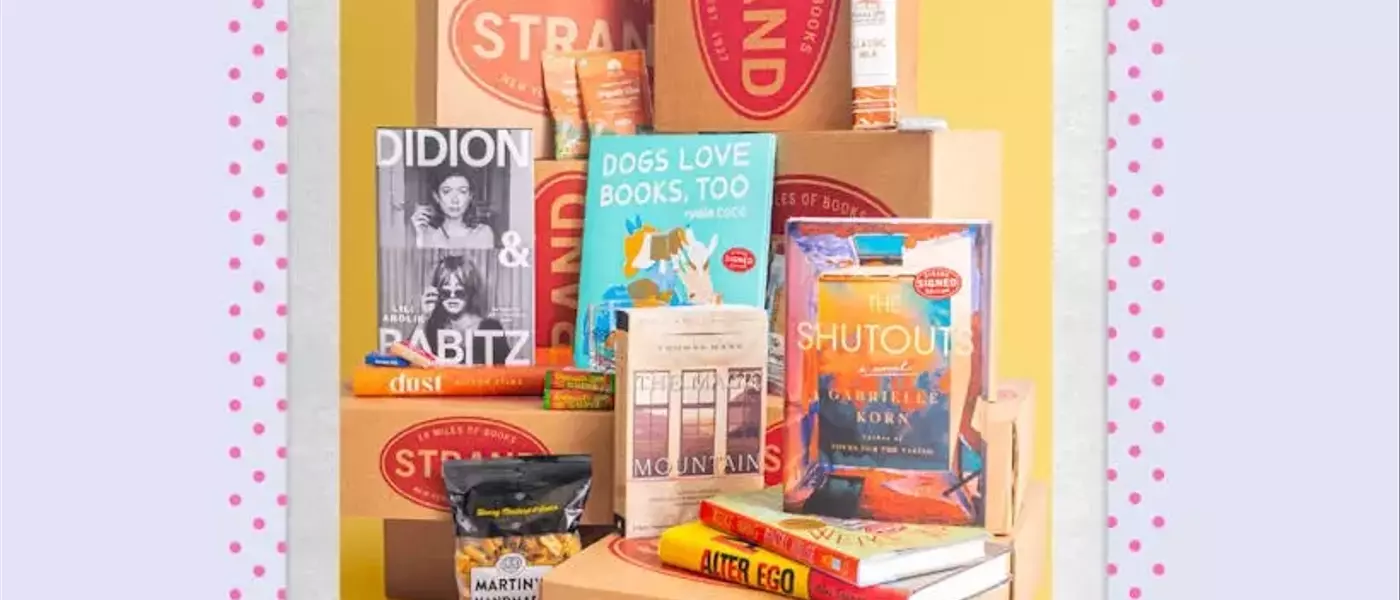 Scary Mommy's Top Book Subscription Boxes of 2026