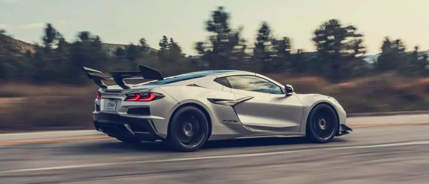 2026 Chevrolet Corvette ZR1X: Unbridled Power and Engineering Excellence