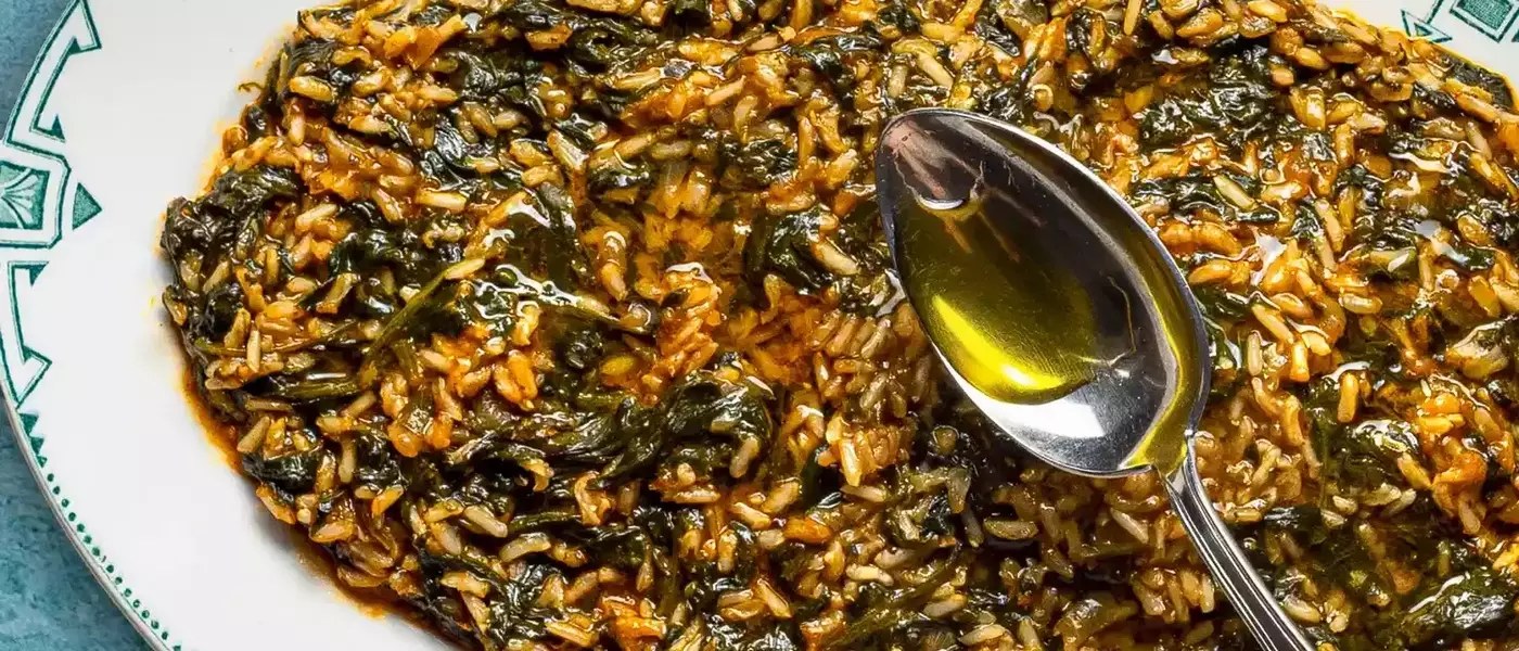 Crafting the Perfect Greek Spanakorizo: A Culinary Journey