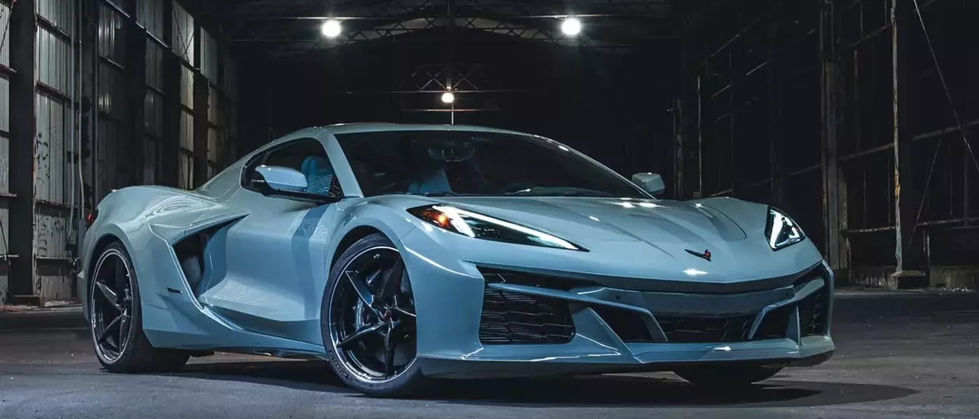 2027 Chevrolet Corvette E-Ray: Hybrid Power Meets Iconic Performance