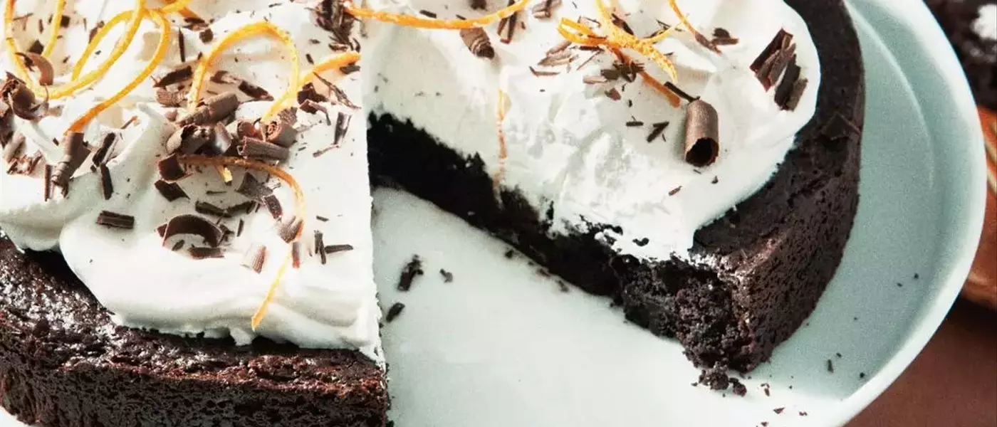 41 Delightful Desserts for Passover: Flourless and Festive Options