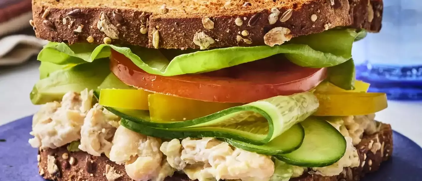 Crafting the Perfect Cucumber & White Bean Sandwich: A Quick and Healthy Lunch Guide