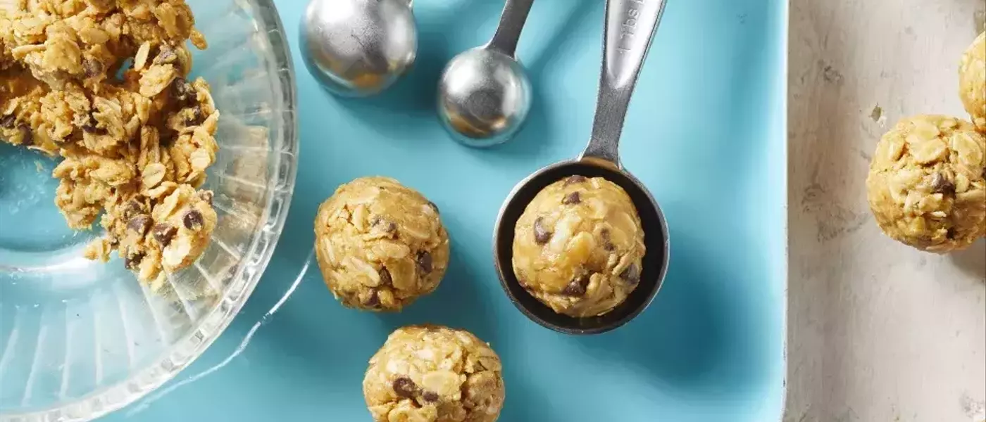 Oat Energy Balls: A Healthy Snack for Cholesterol Management