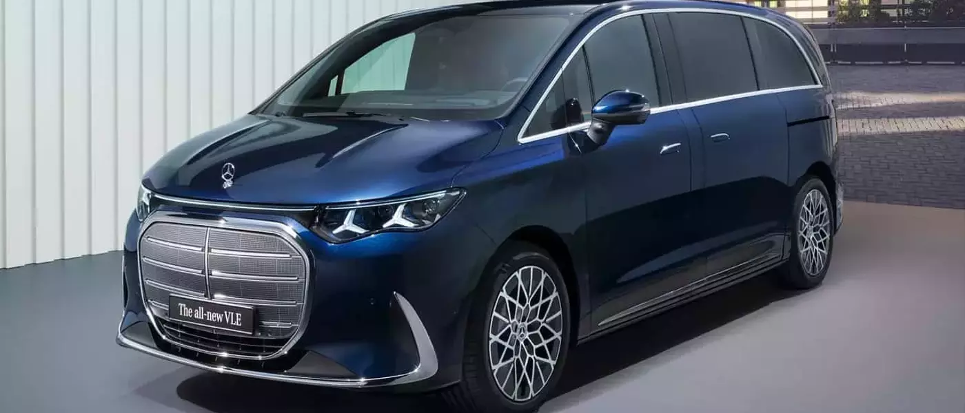 Mercedes-Benz VLE Electric Minivan Arrives in America