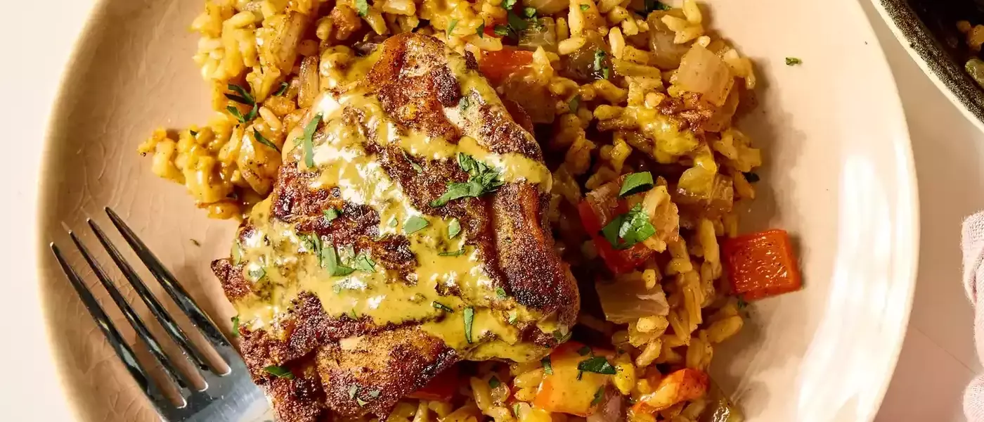 Golden Chicken & Rice Skillet: A Quick & Healthy Casserole