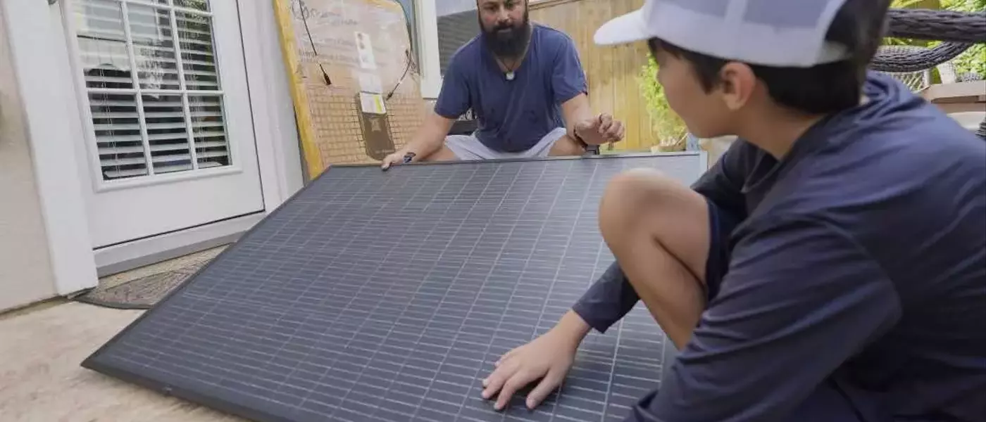 The Rise of Plug-in Solar Panels: A Disruptive Technology Facing Utility Resistance