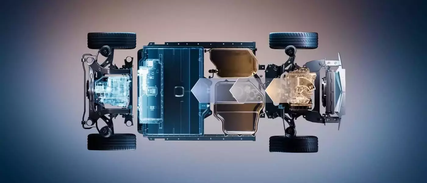Renault's Range-Extending EVs: 870 Miles on a Single Fill-Up?