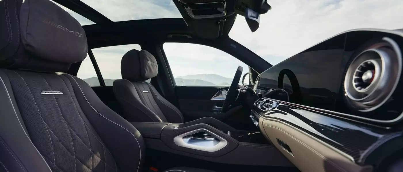 2027 Mercedes-AMG GLE53 Hybrid: A Glimpse into its Luxurious Interior