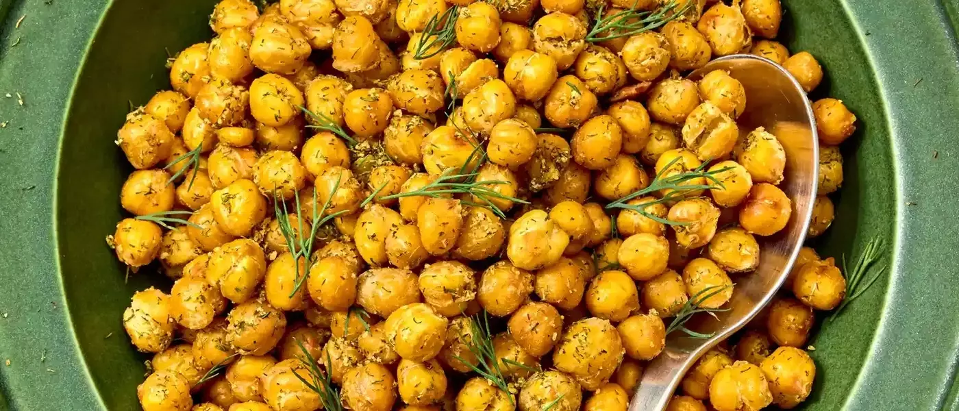 Crispy Dill Pickle Chickpeas: A Healthy and Flavorful Snack