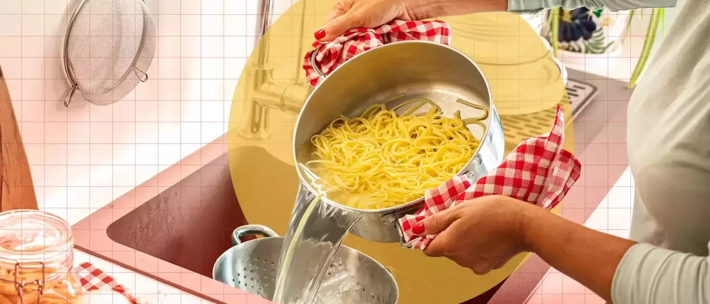 The Great Pasta Debate: To Rinse or Not to Rinse?