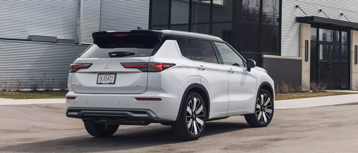 2026 Mitsubishi Outlander SEL AWD Review