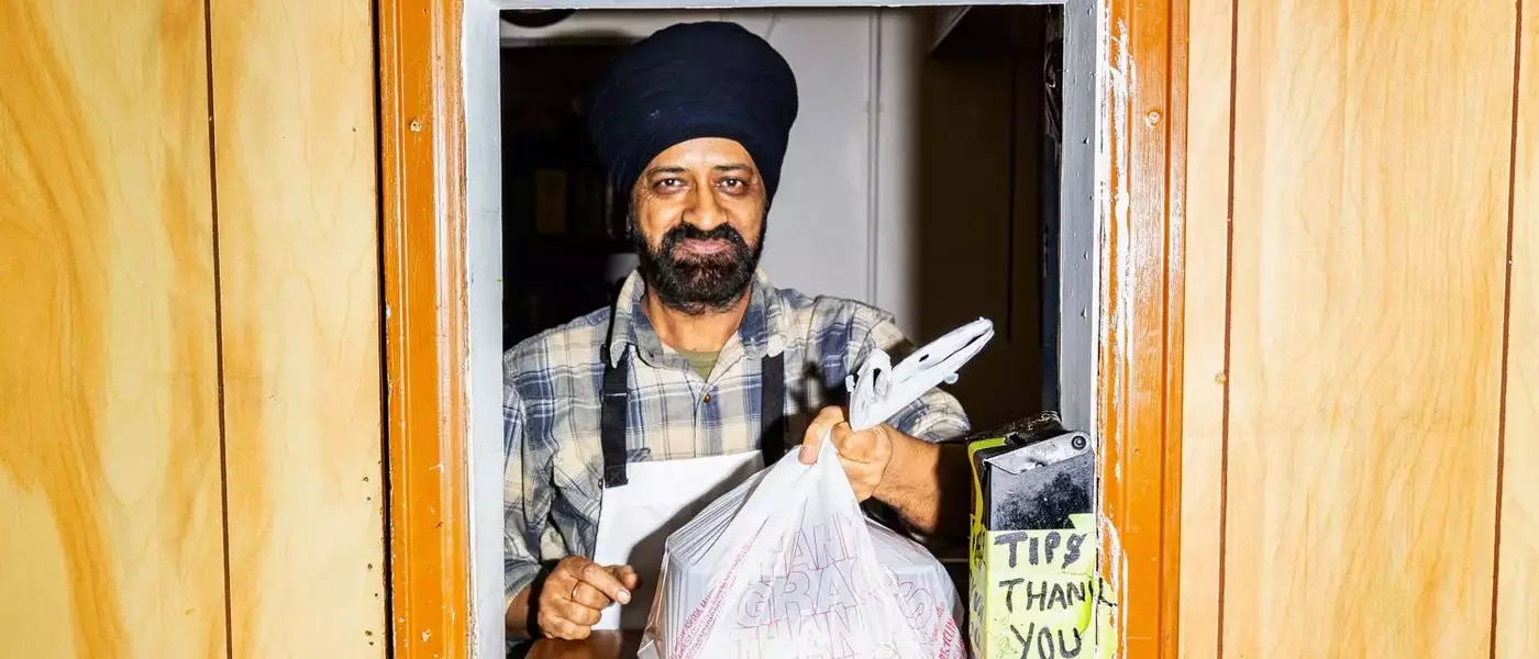 Akal Travel Center: A Culinary Oasis for Truckers in Wyoming