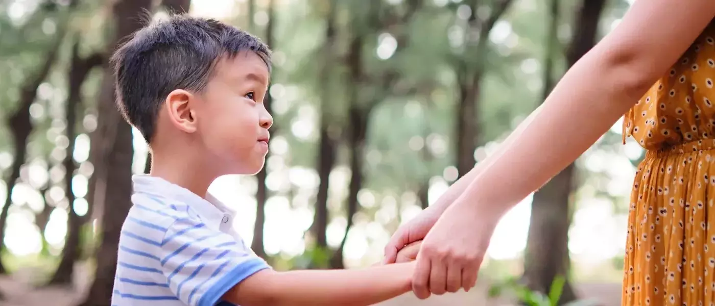 Mastering the 'Yes' and 'No' in Parenting: A Guide to Balance and Effective Communication