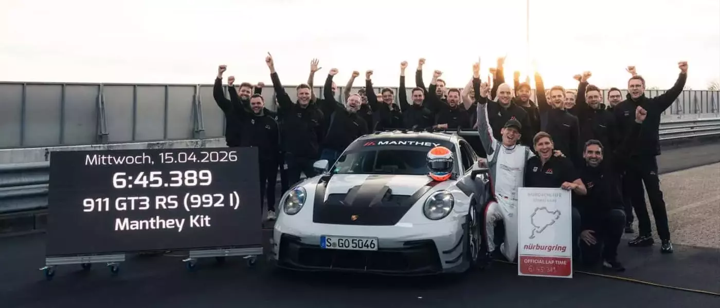 Porsche 911 GT3 RS with Manthey Kit Conquers Nürburgring
