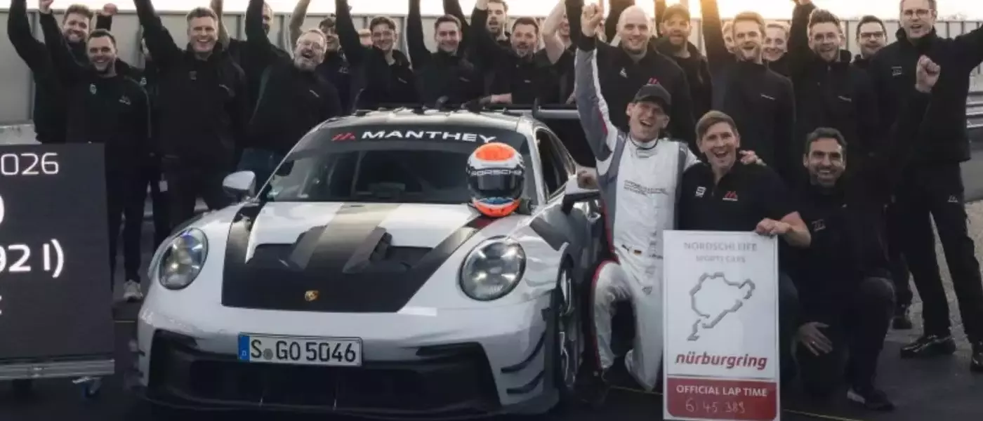 Porsche 911 GT3 RS with Manthey Kit Dominates Nürburgring, Outperforms High-Powered Rivals