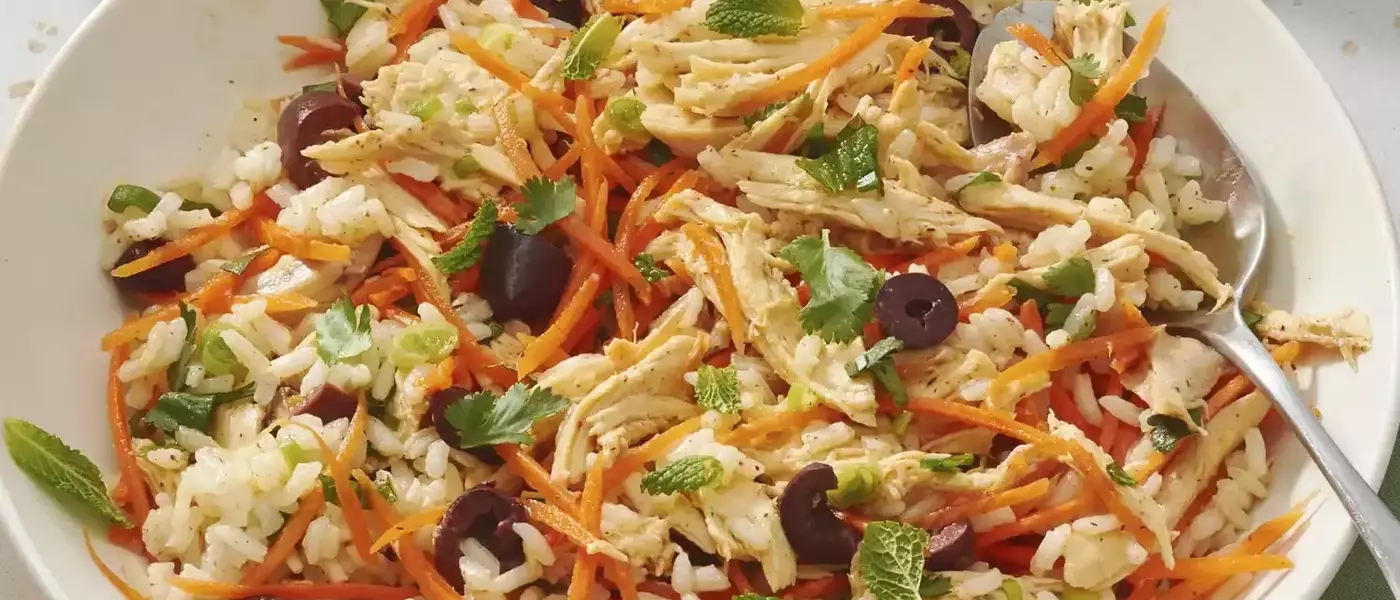 Quick Herbed Chicken Salad: A Wholesome 10-Minute Meal