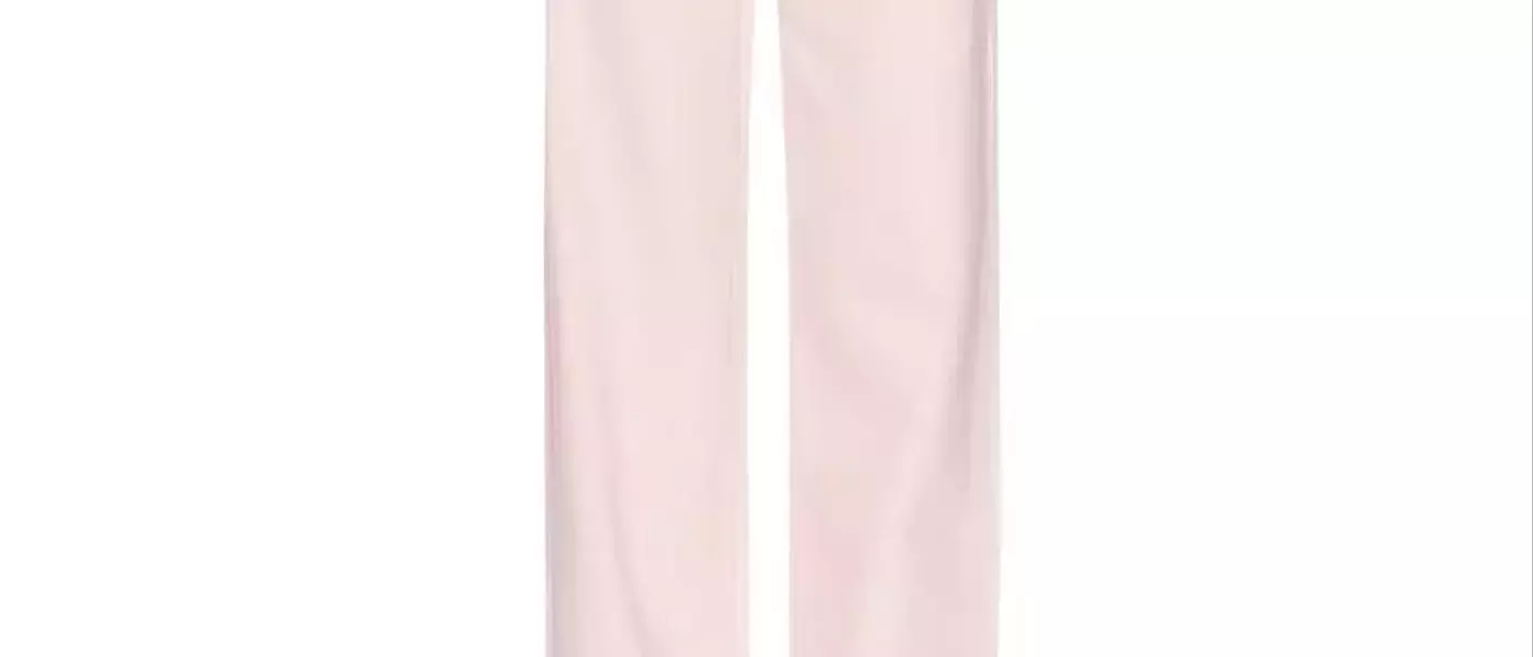 The Enduring Appeal of Pink Jeans: Style Guide & Top Picks
