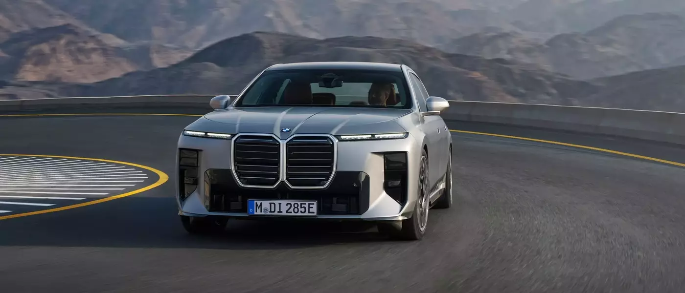 2027 BMW i7: An Electrified Luxury Sedan Unveiled
